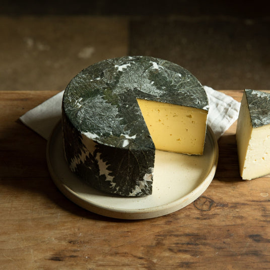Cornish Yarg - cornishyarg-1.000 - The Cornish Cheese Co