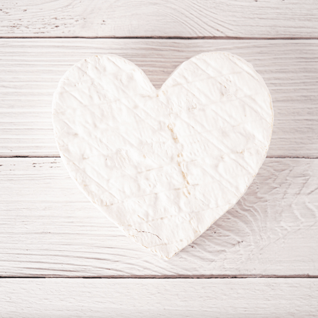 Cornish Brie Heart - cornishbrieheart - 0.600 - The Cornish Cheese Co
